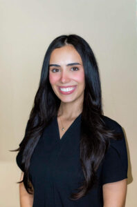 Dr. Donna Khosravi headshot